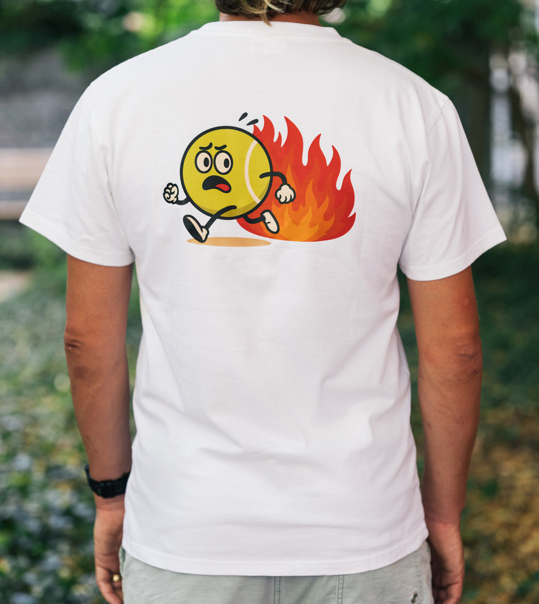 T-Shirt Tennisball Recycling: "Still Hanging Around"