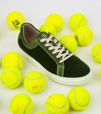 Ecobene | Scarpe realizzate con palline da tennis usate