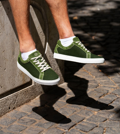 Ecobene | Scarpe realizzate con palline da tennis usate