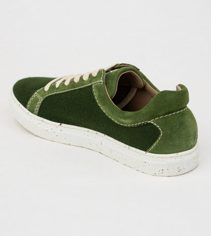 Ecobene | Scarpe realizzate con palline da tennis usate