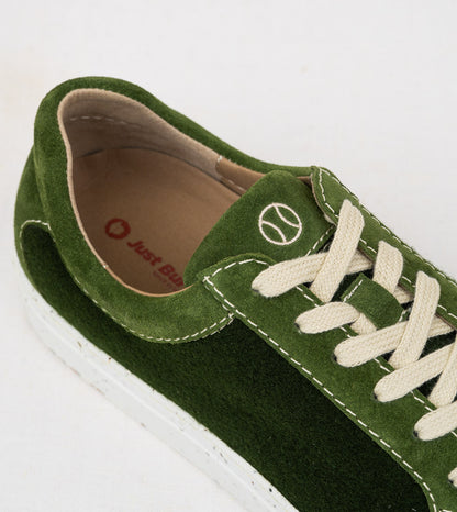 Ecobene | Scarpe realizzate con palline da tennis usate